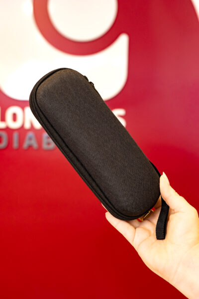 Estojo Portátil e Refrigerado para Insulinas com 2 ice pack